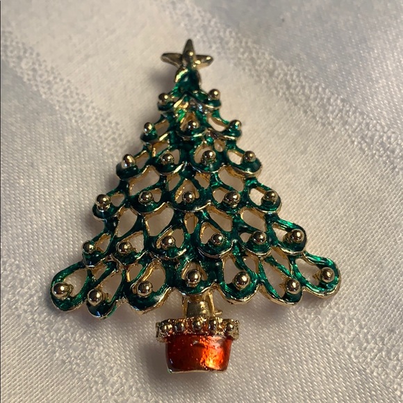 VTG Christmas Brooch Pins Bells, Tree & Horse Drawn  Sleigh VTG Holiday Brooches - Picture 3 of 12